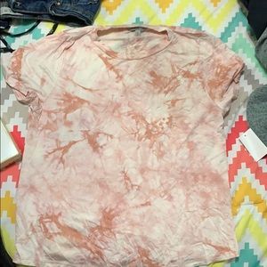 Pink tye-dyed t-shirt